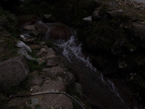 鄉(xiāng)村溪流