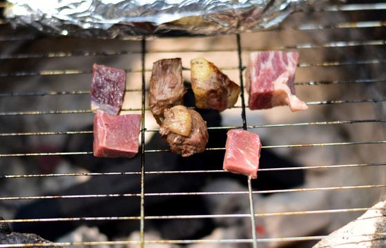 燒烤烤肉