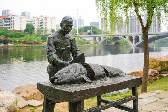 賣魚雕塑