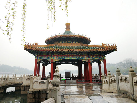 北京北海公園五龍亭