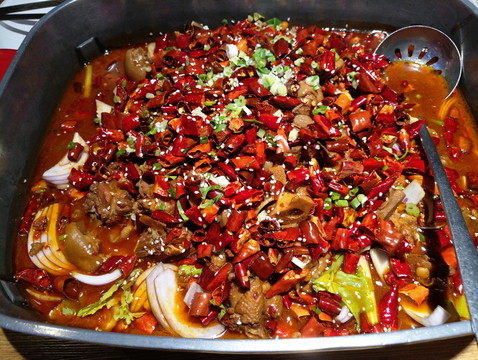 蹄花燜騷雞