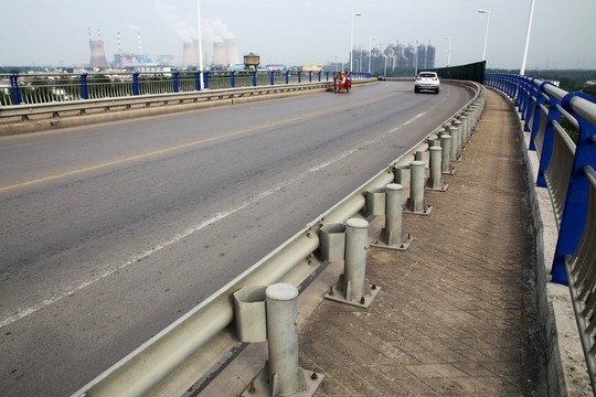 淮南淮河大橋公路
