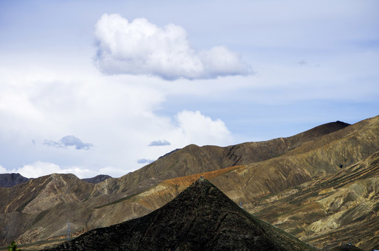 金字山