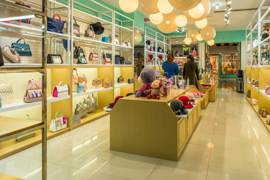 女包店內(nèi)景