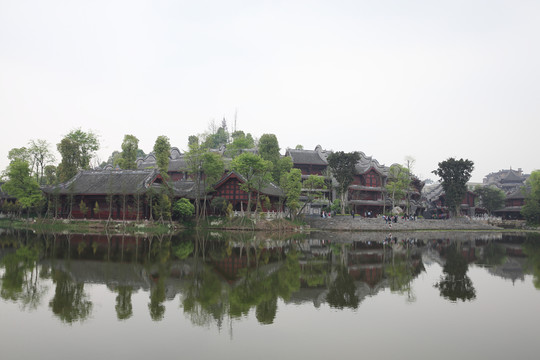 秀湖公園