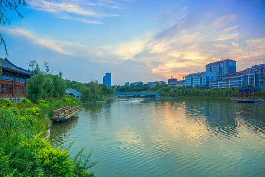 霞光湖色 城市風(fēng)光
