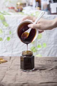 阿膠蜂蜜懷姜糖膏