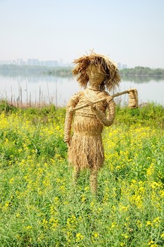 稻草人