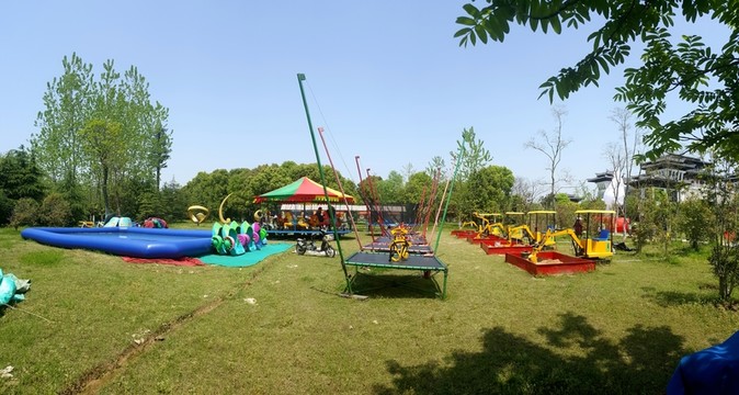露天兒童樂園