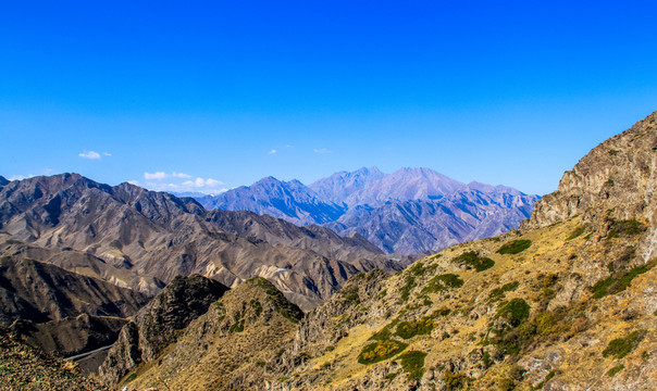 天山