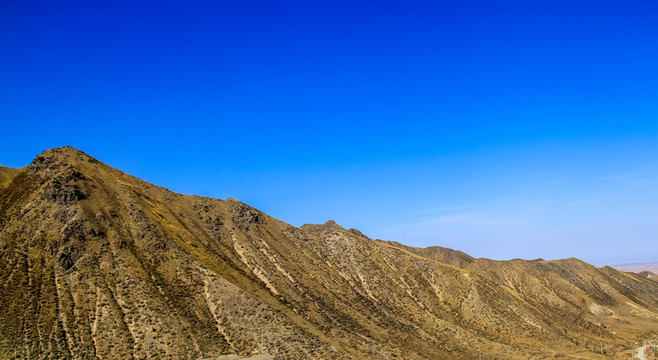 天山