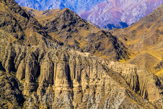 天山