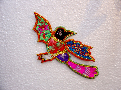 刺繡鳥