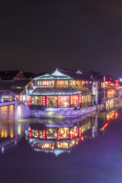 古鎮(zhèn)夢幻夜景