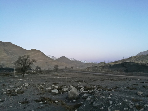 天山山脈