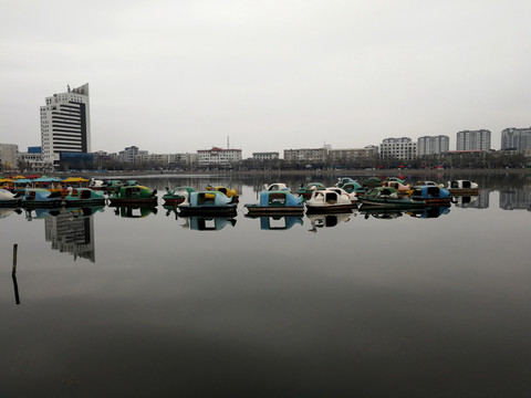 劃船 小船 湖水 娛樂 休閑