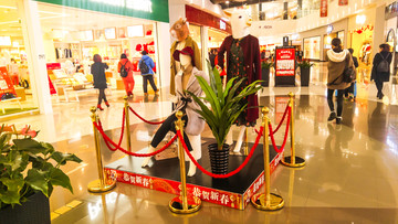 商場(chǎng)展臺(tái)