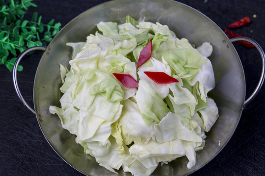 干鍋包菜