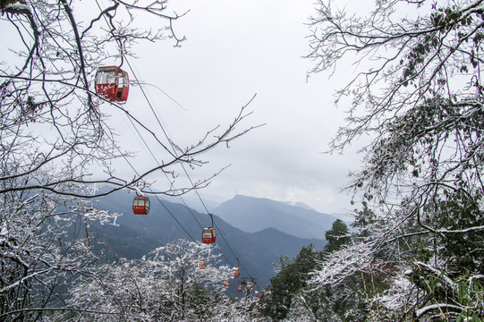 洪雅瓦屋山