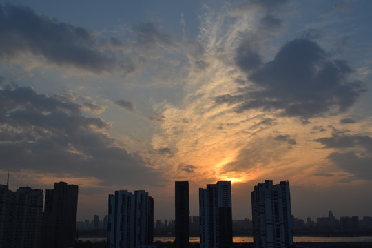 黃昏