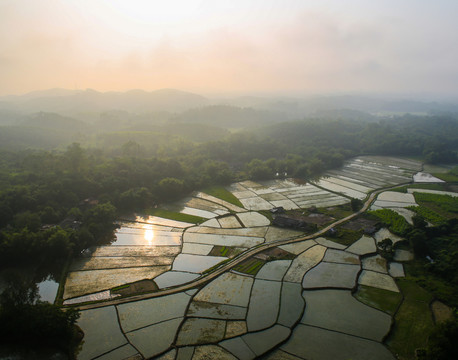 美麗鄉(xiāng)村 熱水村