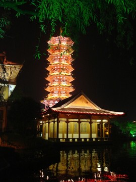 華燈