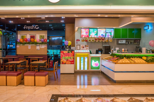甜品店內(nèi)景