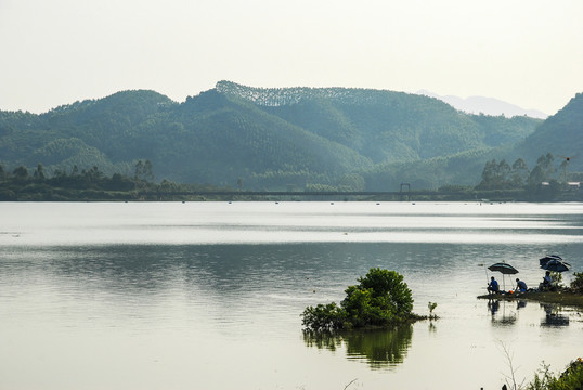水庫(kù)風(fēng)光