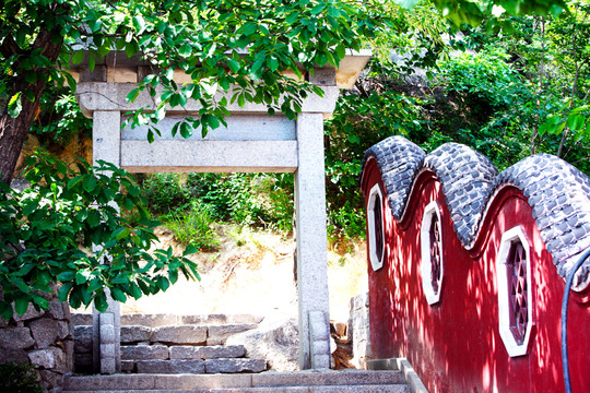 寺院墻 石牌坊 盤山古寺