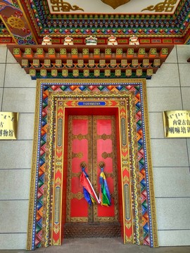 佛堂入口 佛堂大門