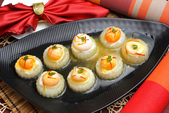 藏紅花汁扒玉環(huán)
