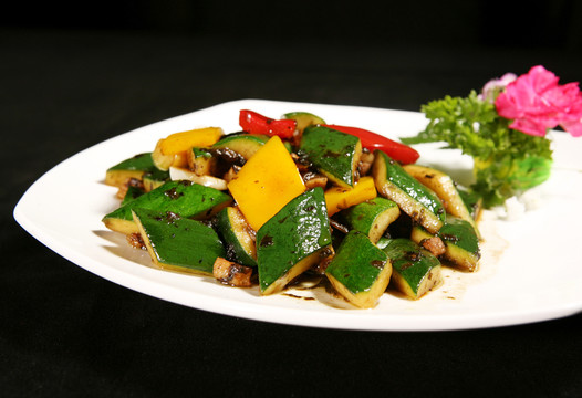欖菜肉碎炒小瓜