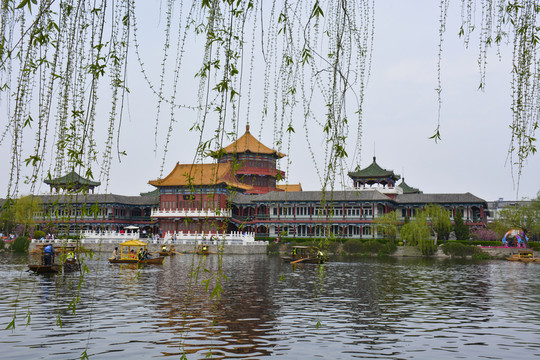 水上春游