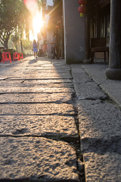 石板路