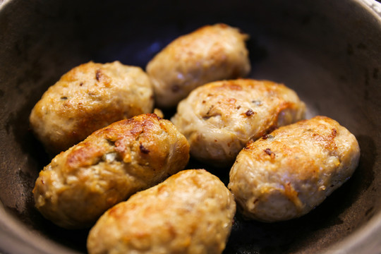 煎肉團(tuán)