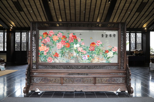 中式木雕屏風(fēng)