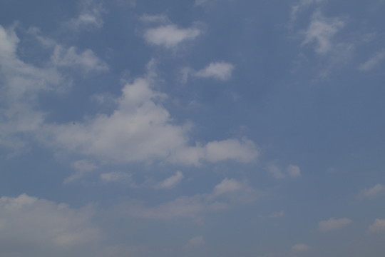 藍(lán)天白云
