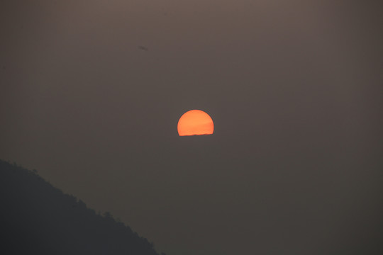 夕陽(yáng)