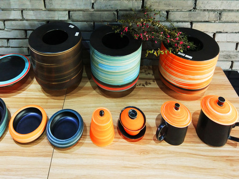 藝術(shù)陶器花瓶