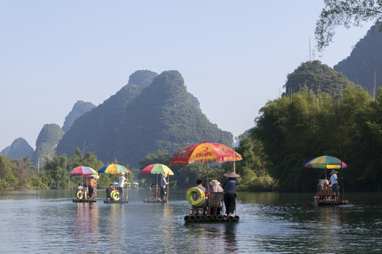 廣西陽朔遇龍河風(fēng)光