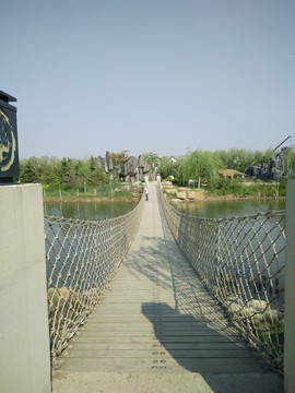 鐵索橋