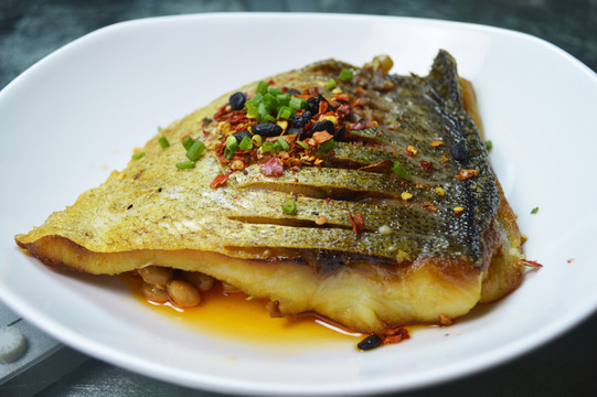 臘味蒸魚頭