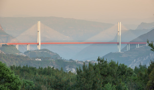 尼珠河特大橋