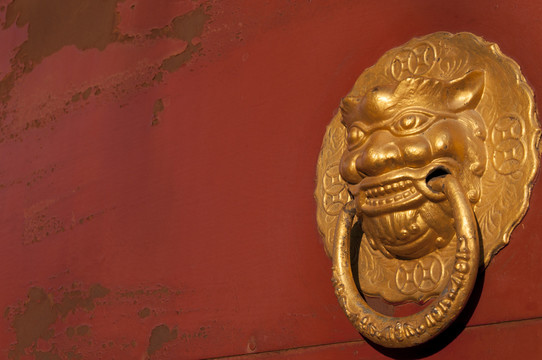獅子門環(huán)