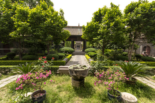 園林式的西安清真寺