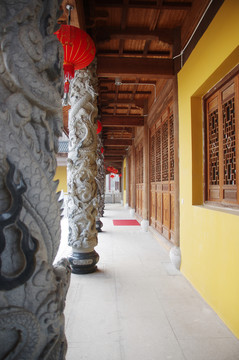 龍柱