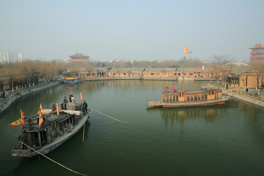 清明上河園
