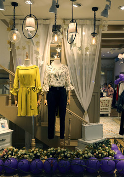 女裝專賣店