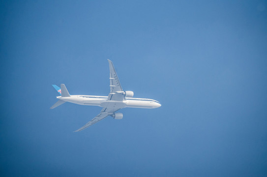 飛機(jī)