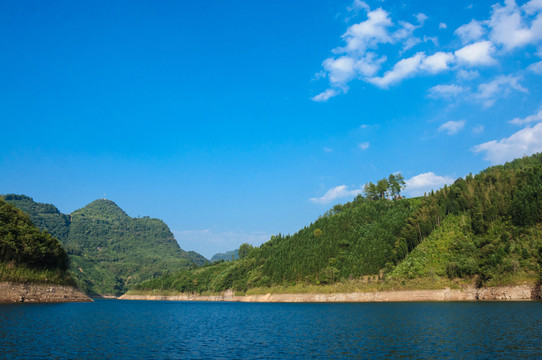 水庫風(fēng)光